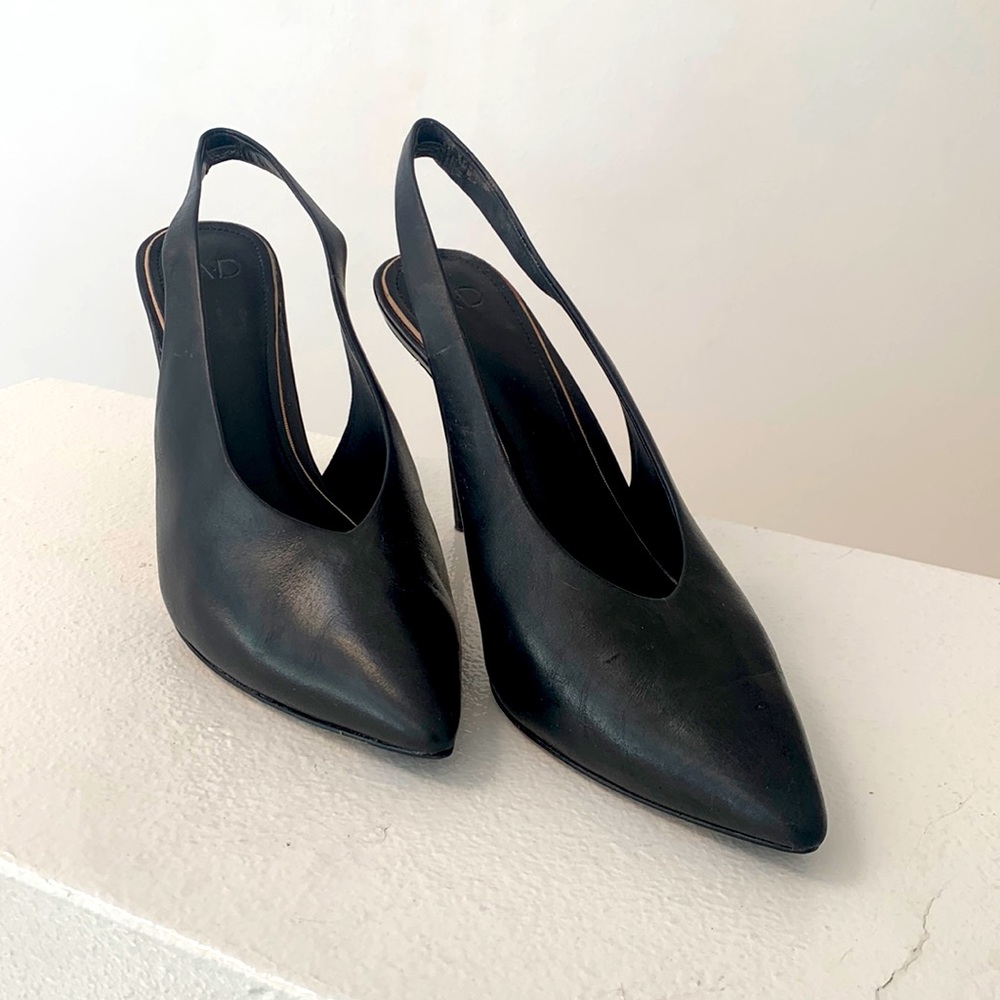 AD & Daughters Black Strappy Pumps